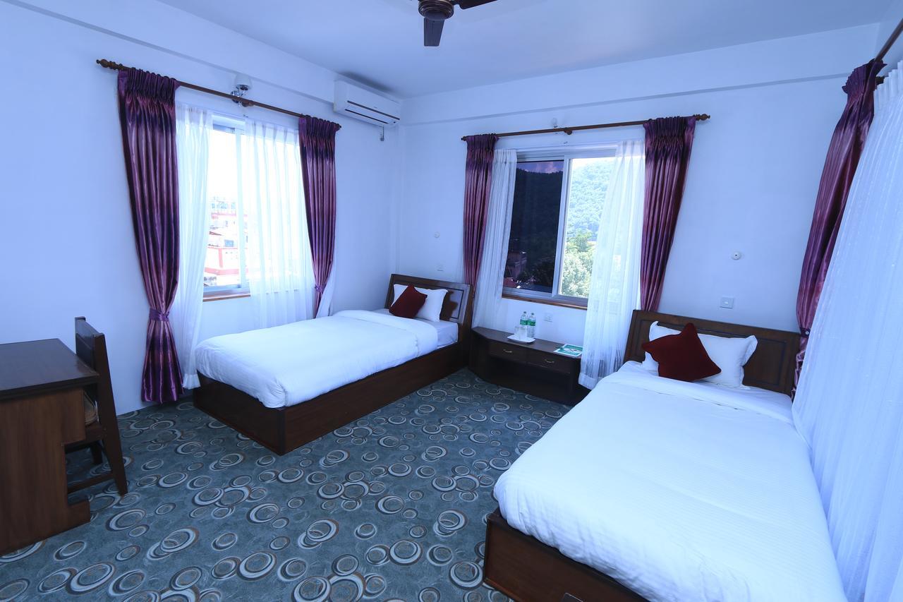 Hotel Magnolia Покхара Экстерьер фото
