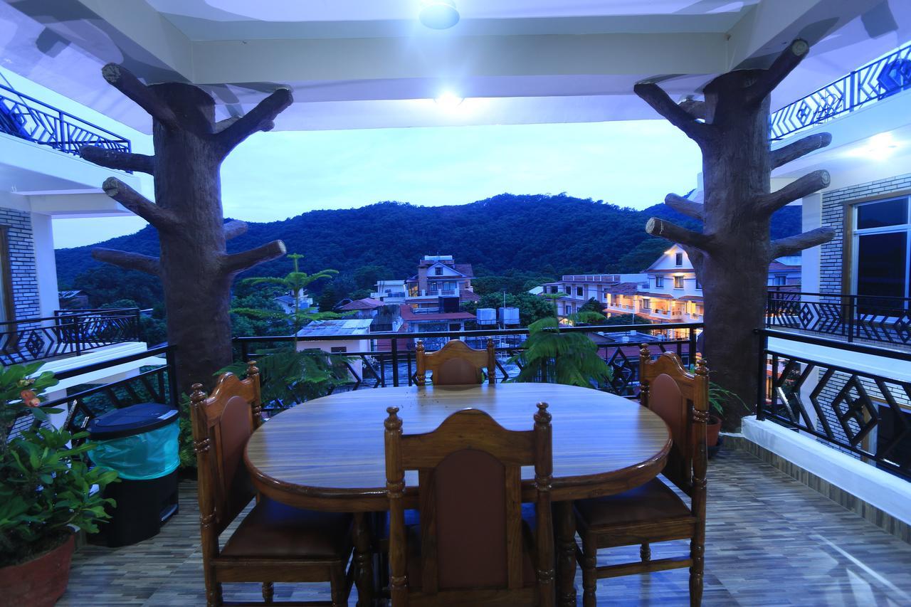Hotel Magnolia Покхара Экстерьер фото