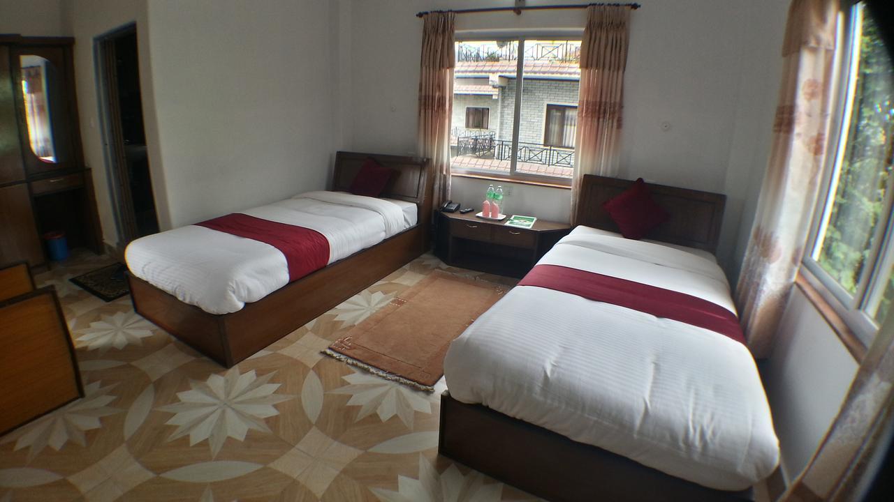 Hotel Magnolia Покхара Экстерьер фото